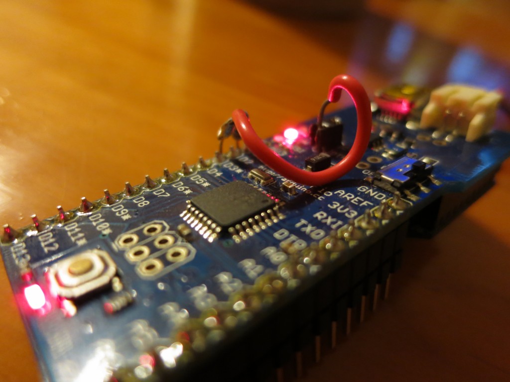 Arduino FIO Internal Voltmeter and Thermometer – semifluid.com